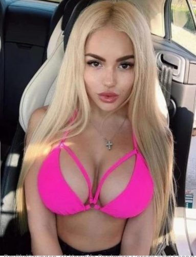 Selçuklu'da Yeni Çekici ve Fit Vücutlu Siyah Saçlı Bayan