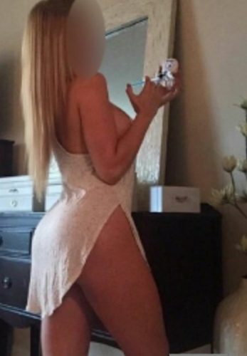 Güzel beyaz tenli escort Olcay